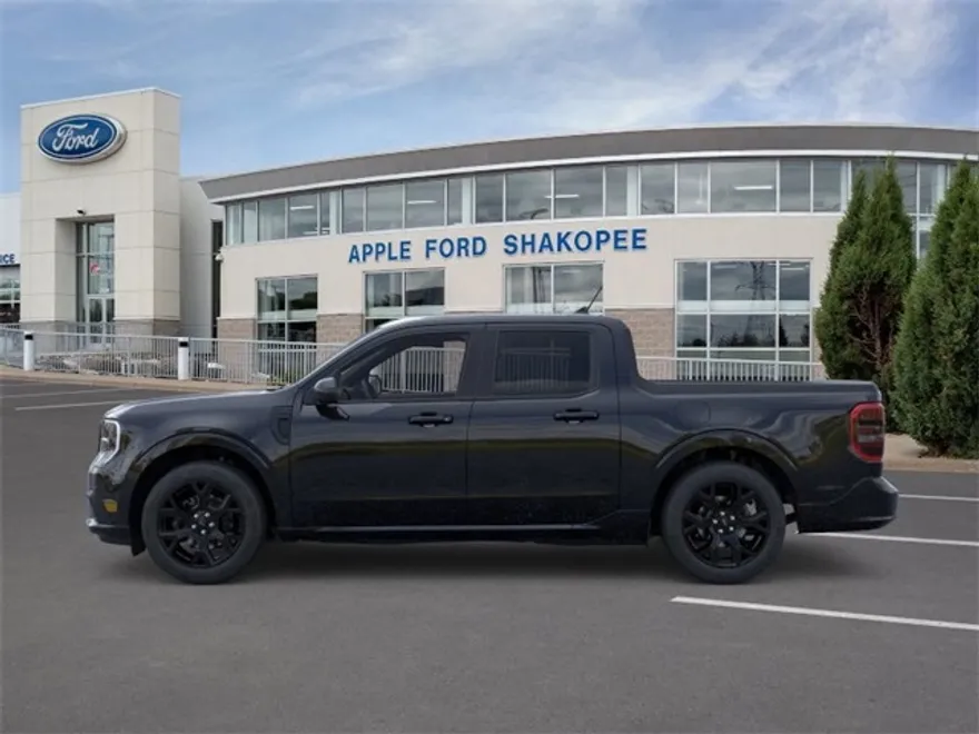 2025 Ford Maverick photo 1