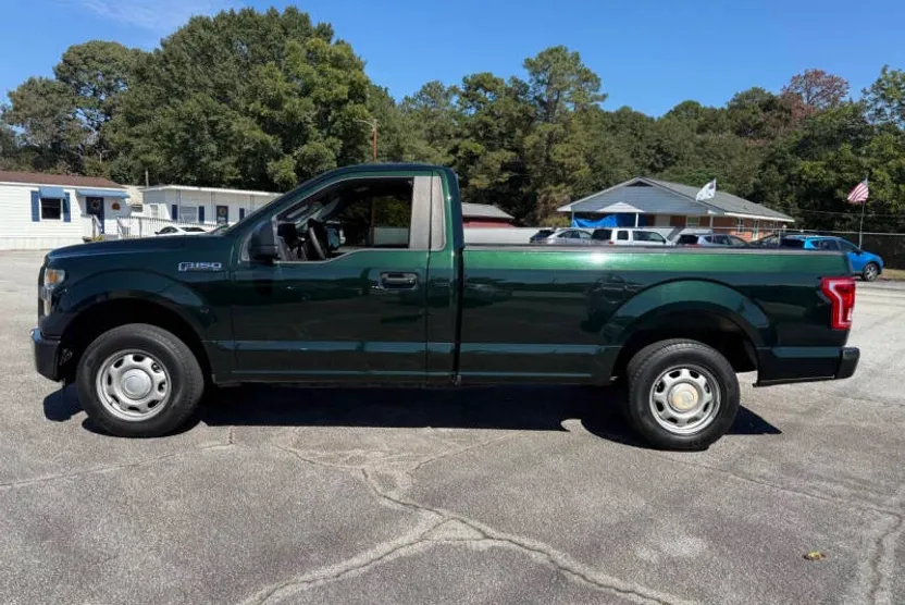 2016 Ford F-150 XL photo 1