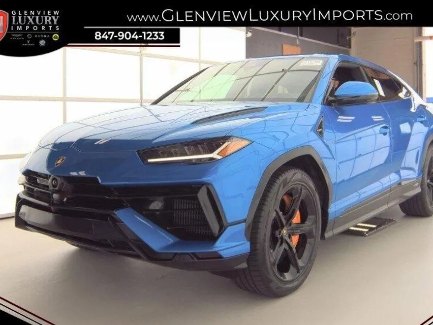 2024 Lamborghini Urus S photo 1