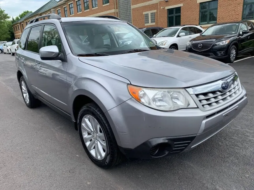2011 Subaru Forester 2.5X Premium photo 1
