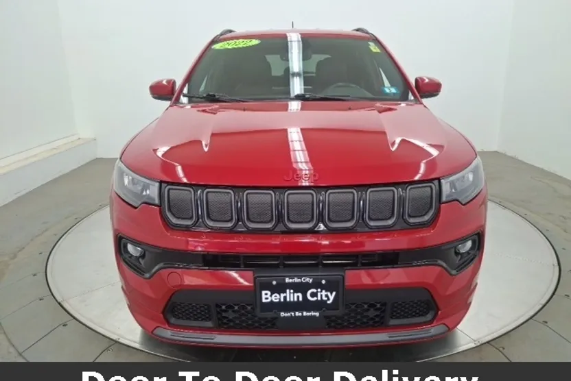 2022 Jeep Compass Limited photo 1