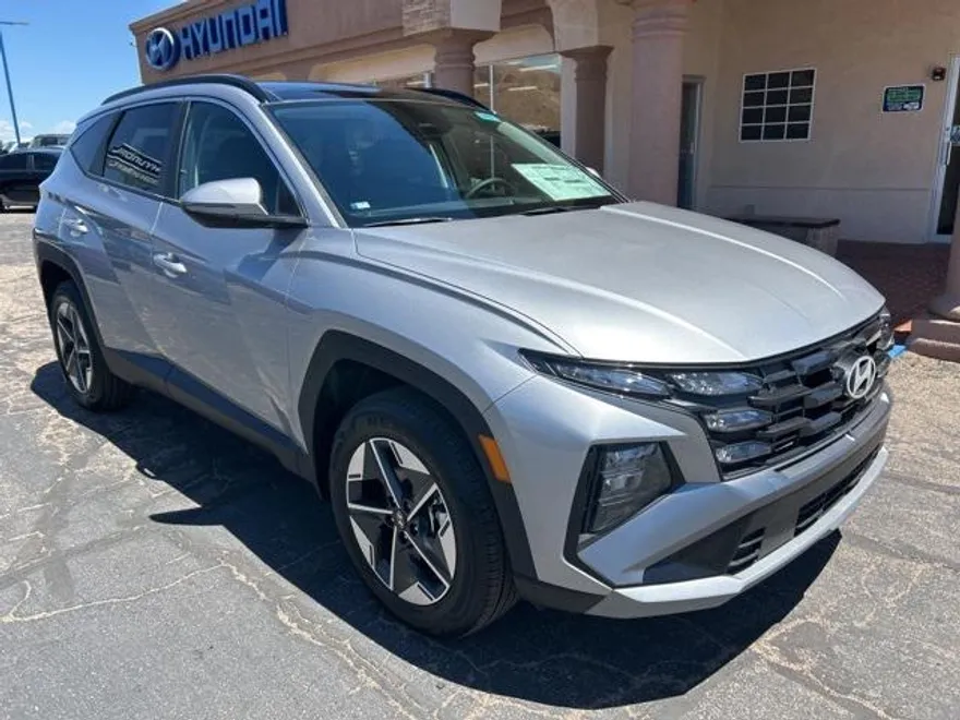 2025 Hyundai Tucson Hybrid SEL Convenience photo 1