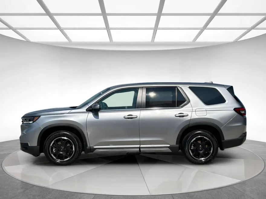 2025 Honda Pilot EX-L photo 1