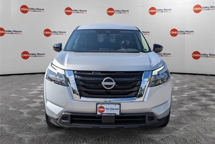 2025 Nissan Pathfinder S photo 1