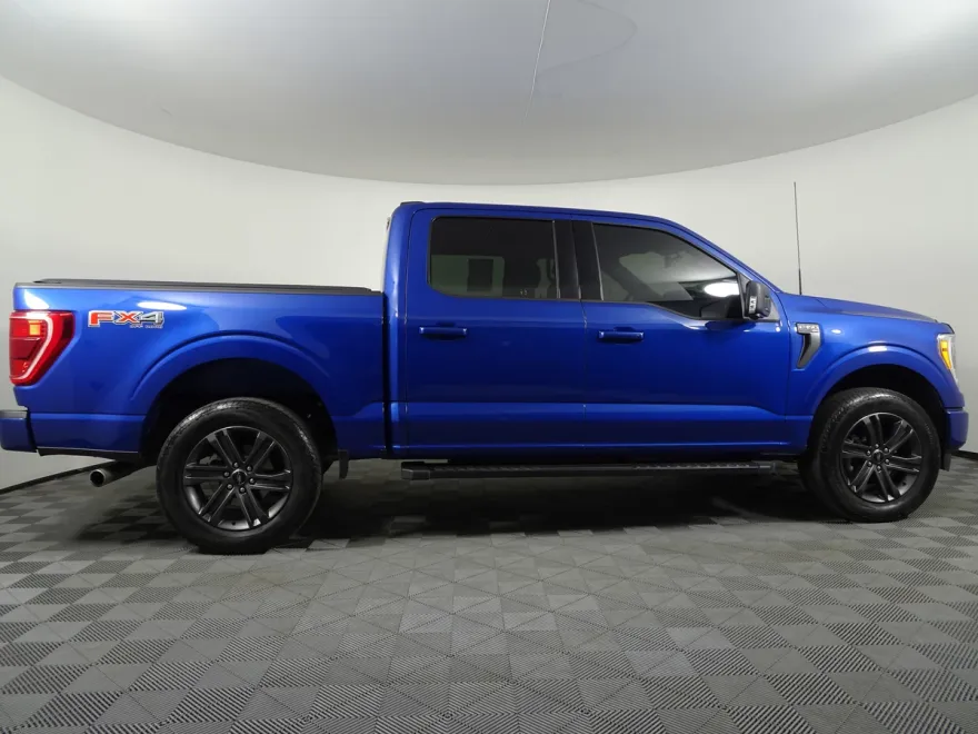 2023 Ford F-150 XLT photo 1