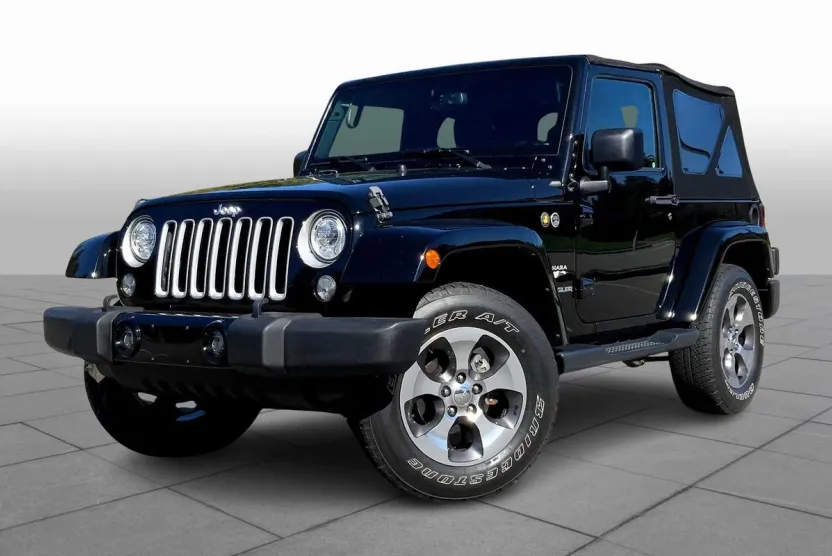 2017 Jeep Wrangler Sahara photo 1