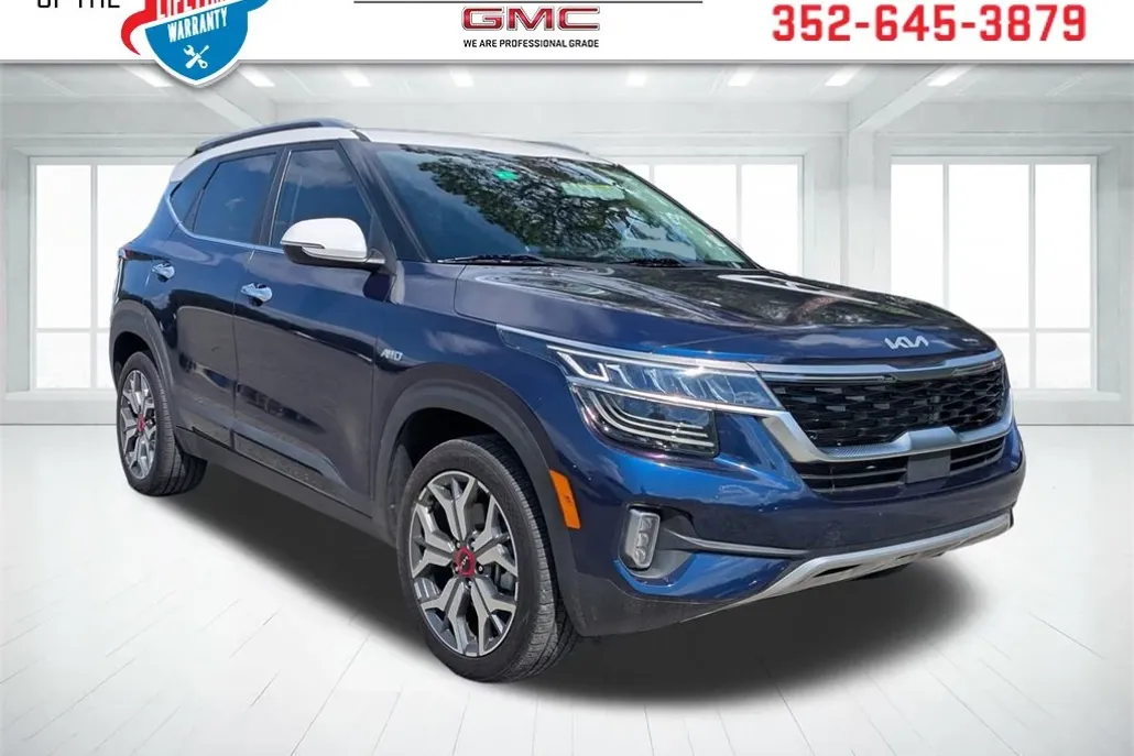 2023 Kia Seltos SX photo 1