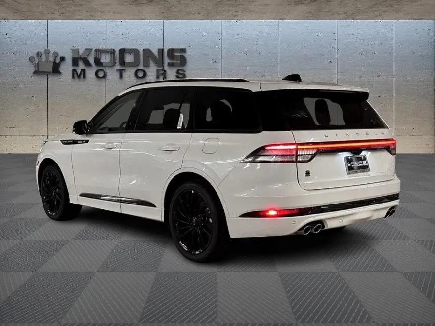 2025 Lincoln Aviator Reserve photo 6