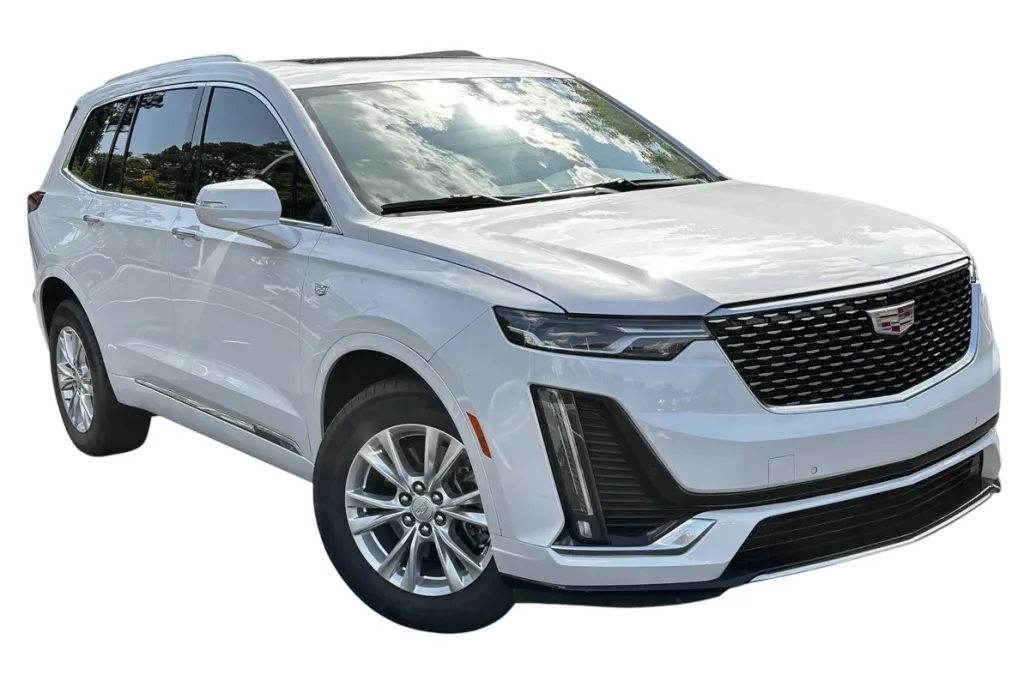 2024 Cadillac XT6 Luxury photo 1