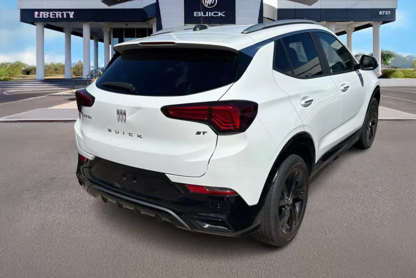 2024 Buick Encore GX Sport Touring photo 1