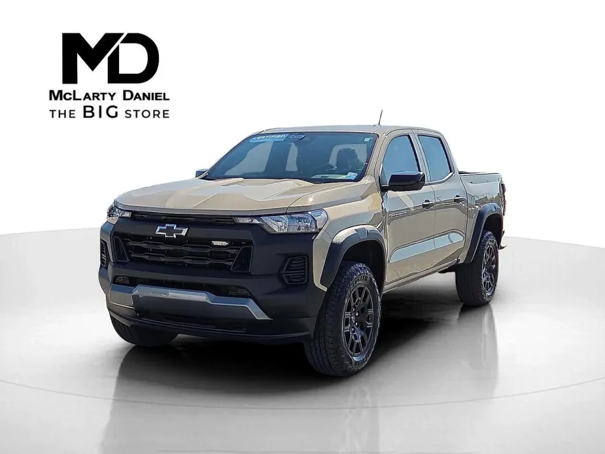 2023 Chevrolet Colorado Trail Boss photo 1