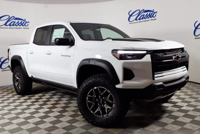2026 Chevrolet Colorado ZR2 photo 1