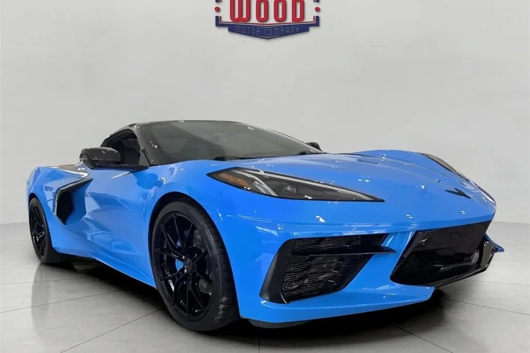 2023 Chevrolet Corvette Stingray 2LT photo 1