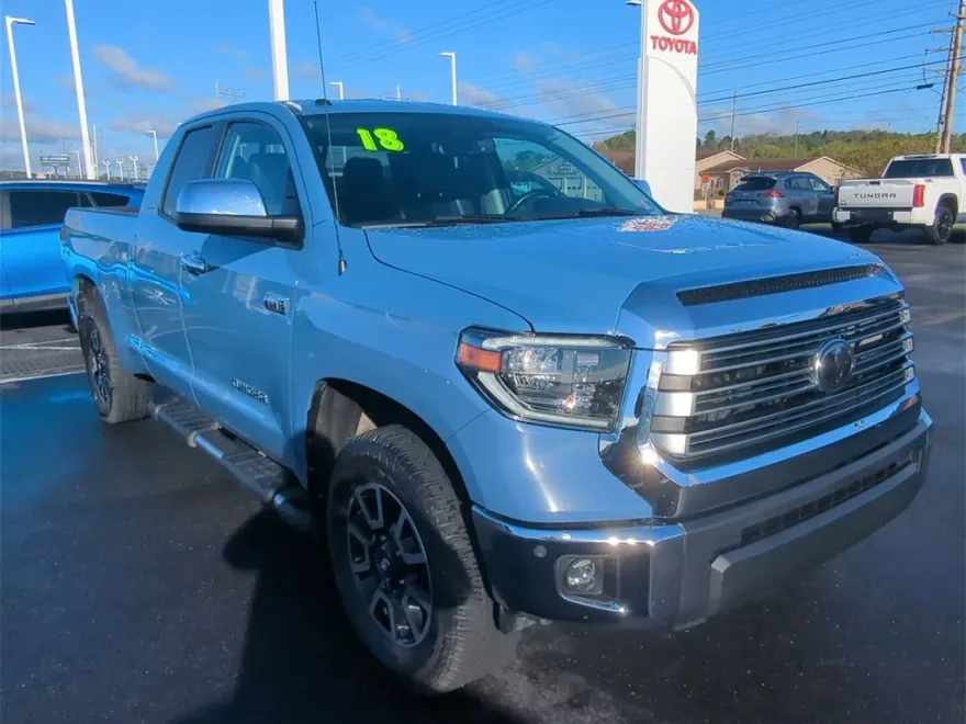 2018 Toyota Tundra Limited photo 1