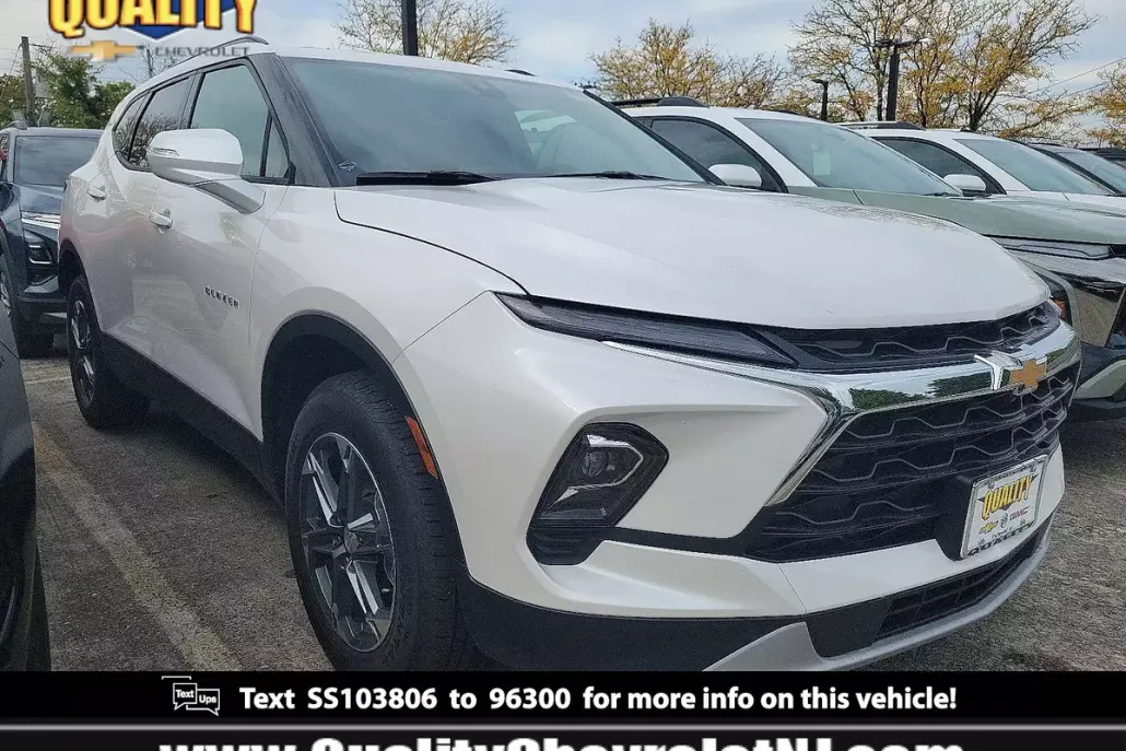 2025 Chevrolet Blazer 3LT photo 1