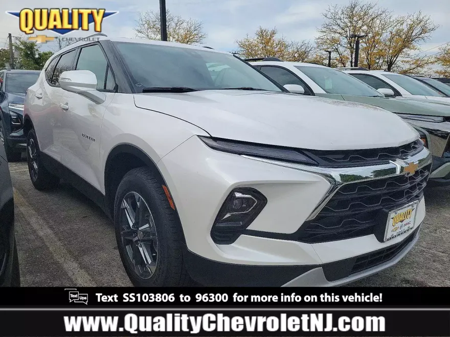 2025 Chevrolet Blazer 3LT photo 1