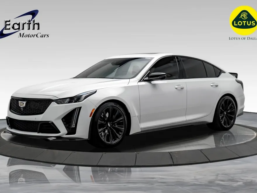 2022 Cadillac CT5 V Blackwing photo 1