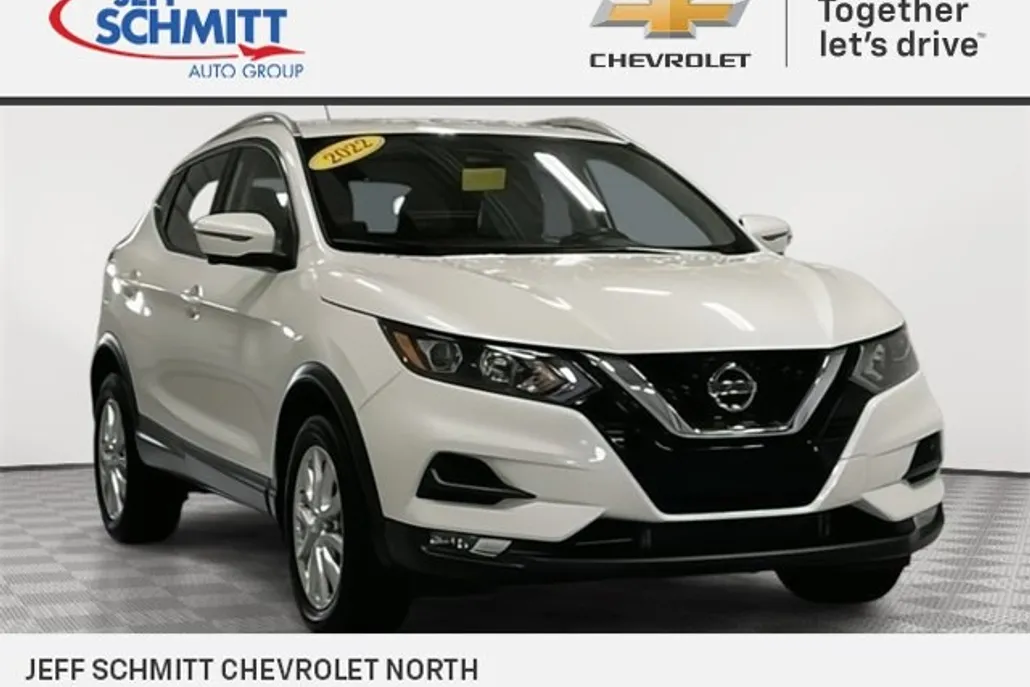 2022 Nissan Rogue Sport SV photo 1