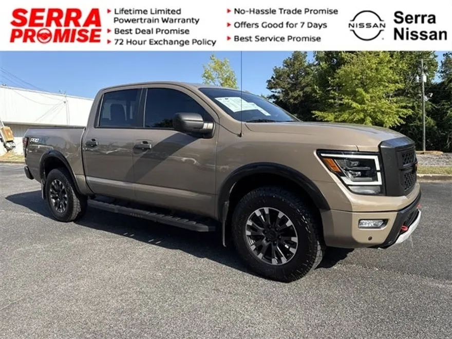 2021 Nissan Titan PRO-4X photo 1