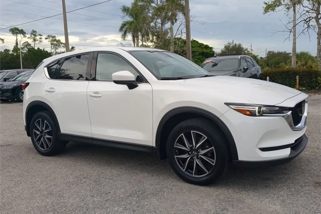 2018 Mazda CX-5 Grand Touring photo 1