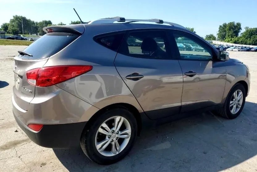 2012 Hyundai Tucson GLS photo 1
