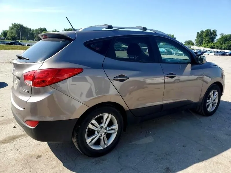 2012 Hyundai Tucson GLS photo 1