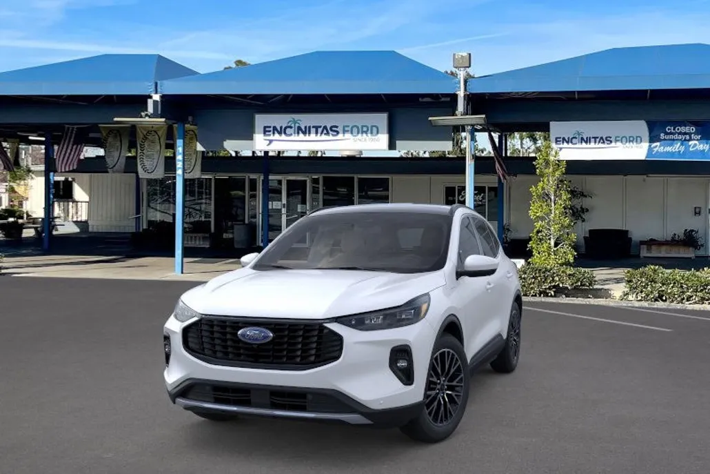2024 Ford Escape Plug-In Hybrid photo 1
