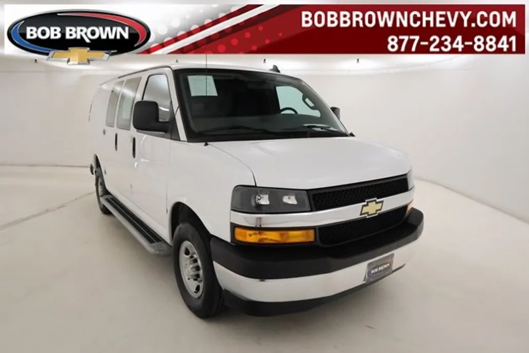 2023 Chevrolet Express 2500 Cargo photo 1