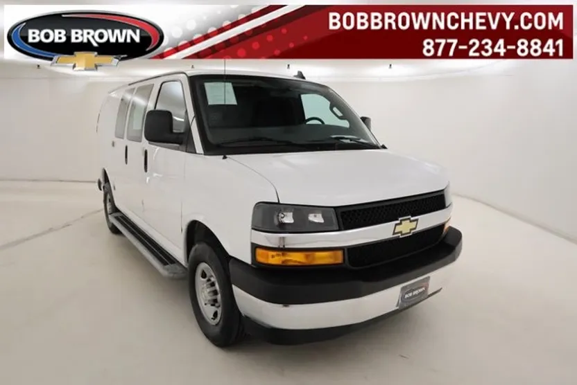 2023 Chevrolet Express 2500 Cargo photo 1