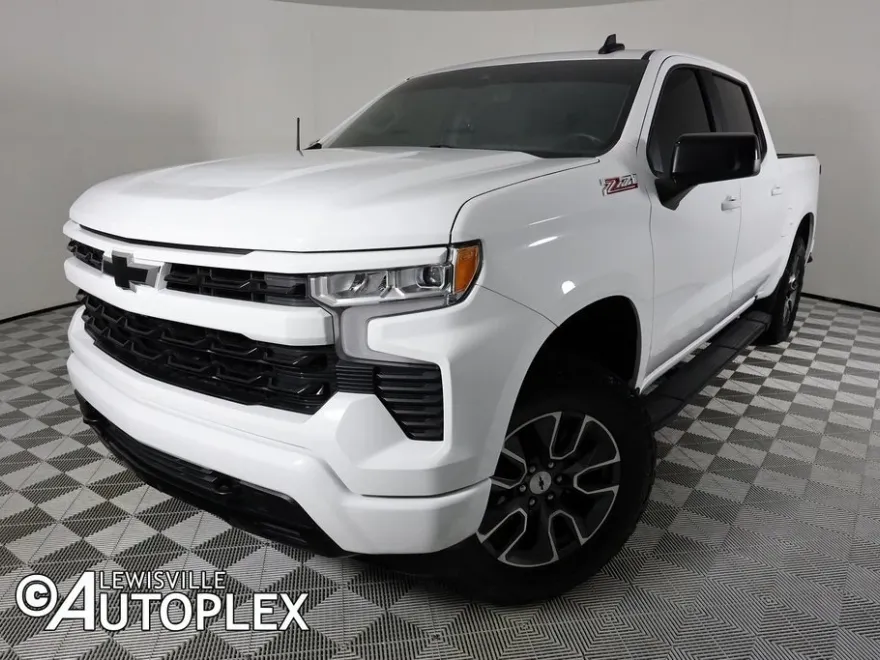2024 Chevrolet Silverado 1500 RST photo 1