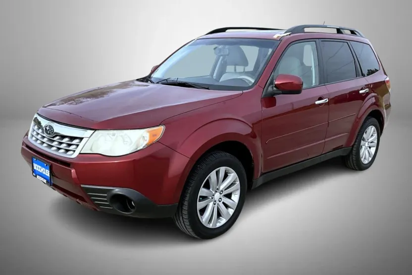 2012 Subaru Forester 2.5X Premium photo 1