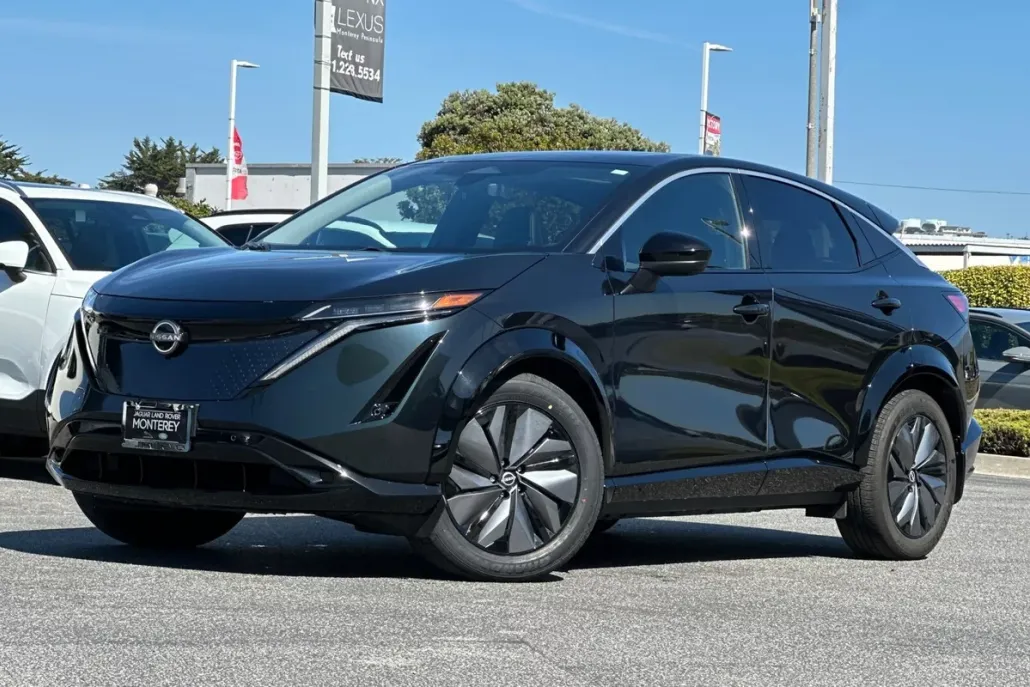2025 Nissan ARIYA Evolve+ photo 1