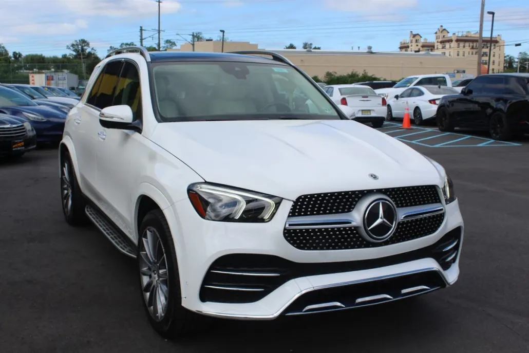 2022 Mercedes Benz GLE 350 4MATIC photo 1