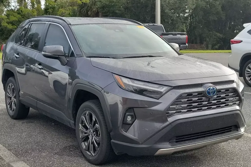 2022 Toyota RAV4 Hybrid Limited photo 1