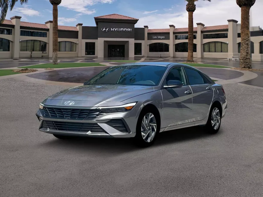 2025 Hyundai Elantra SEL Sport photo 1
