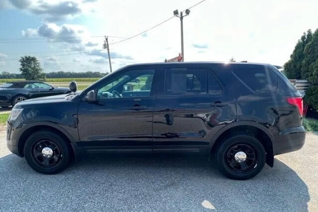 2018 Ford Explorer photo 1