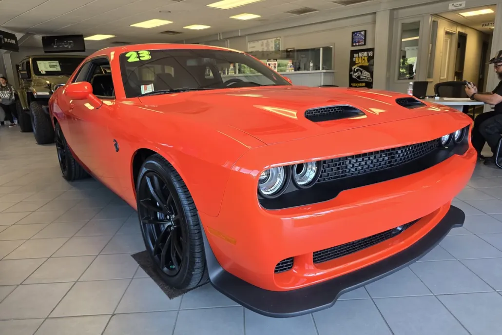 2023 Dodge Challenger SRT8 Hellcat photo 1