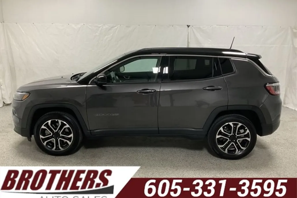 2024 Jeep Compass Limited photo 1