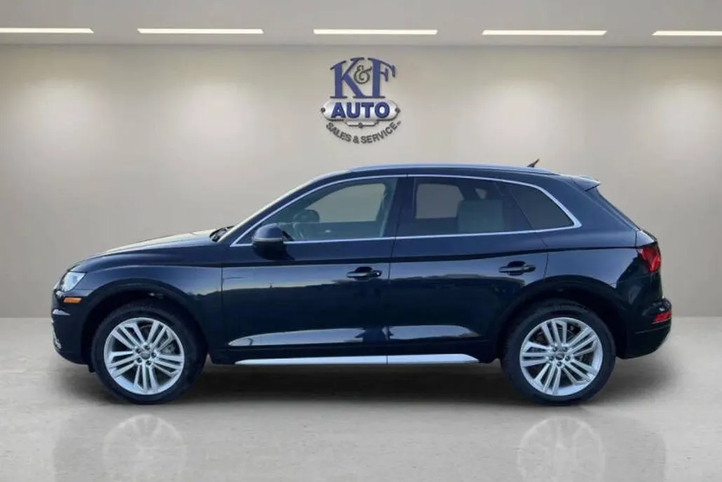 2018 Audi Q5 2.0T Premium Plus photo 1