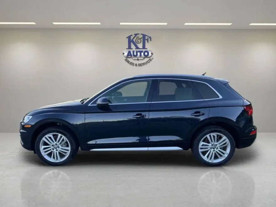 2018 Audi Q5 2.0T Premium Plus photo 1