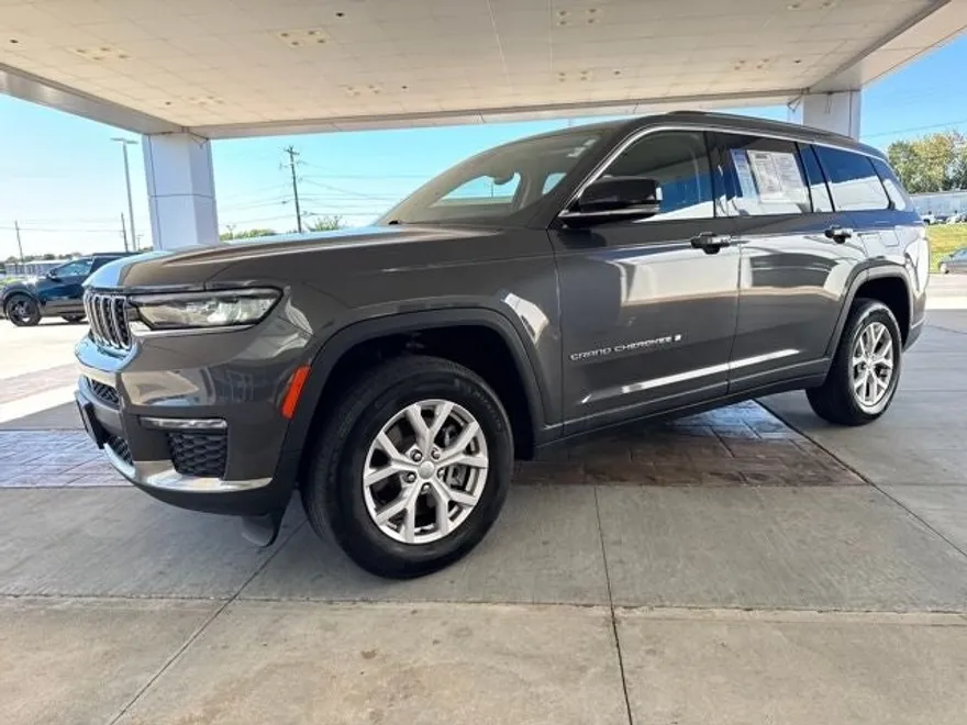 2022 Jeep Grand Cherokee Limited photo 1