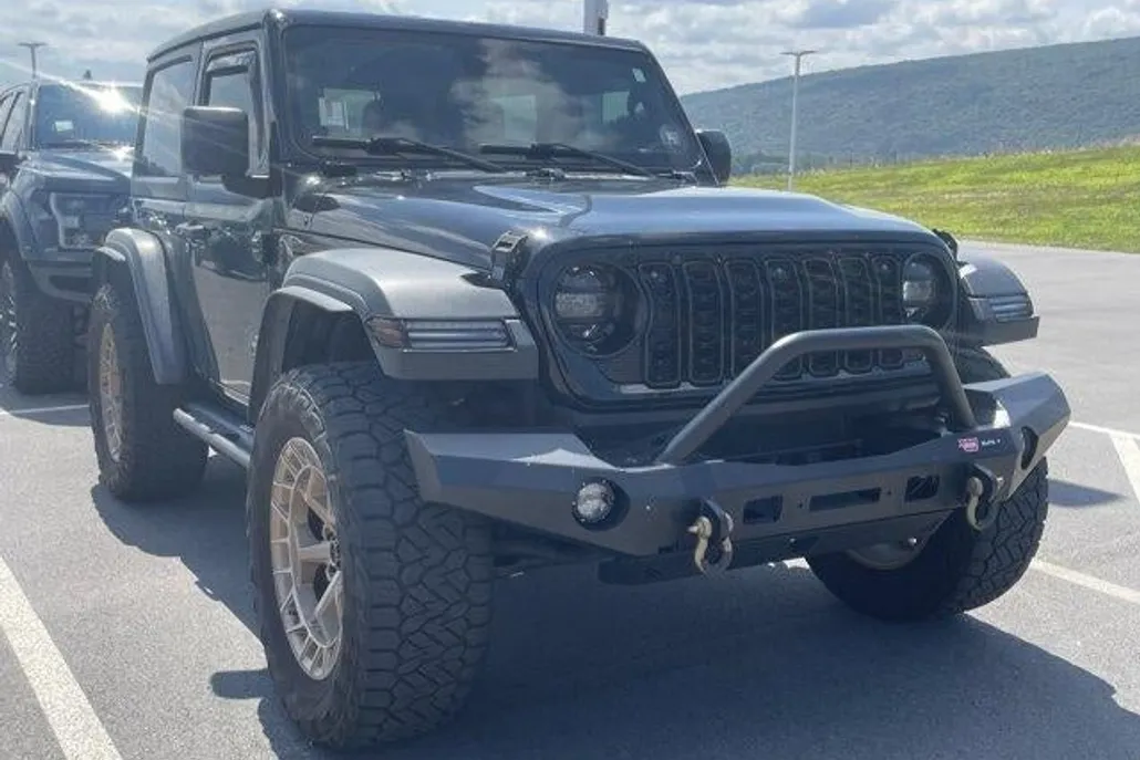2024 Jeep Wrangler Willys Two-Door photo 1