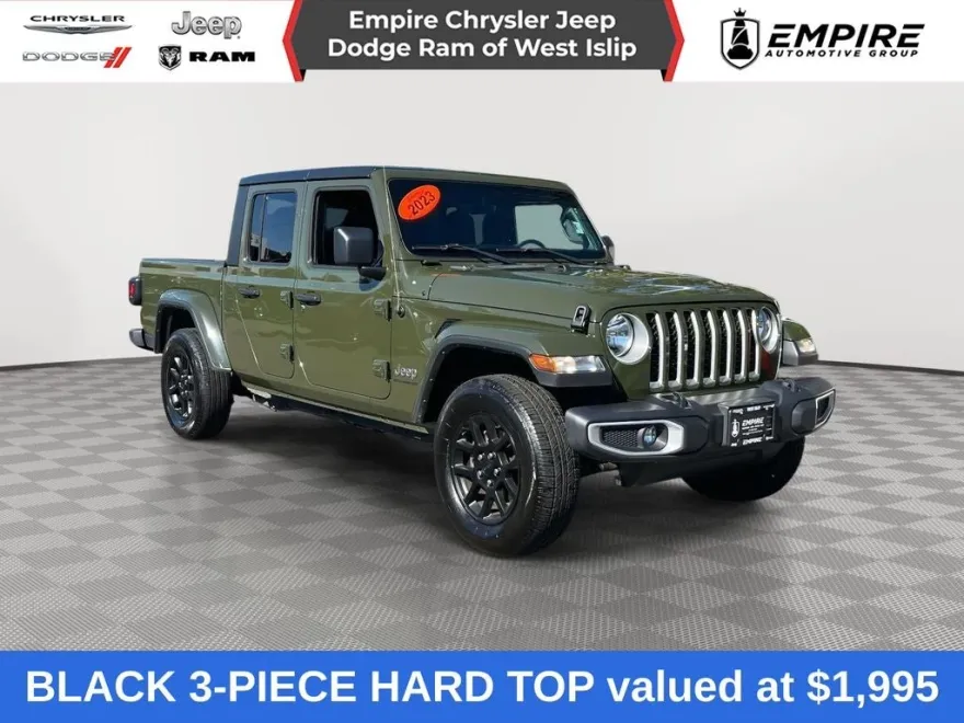 2023 Jeep Gladiator Overland photo 1