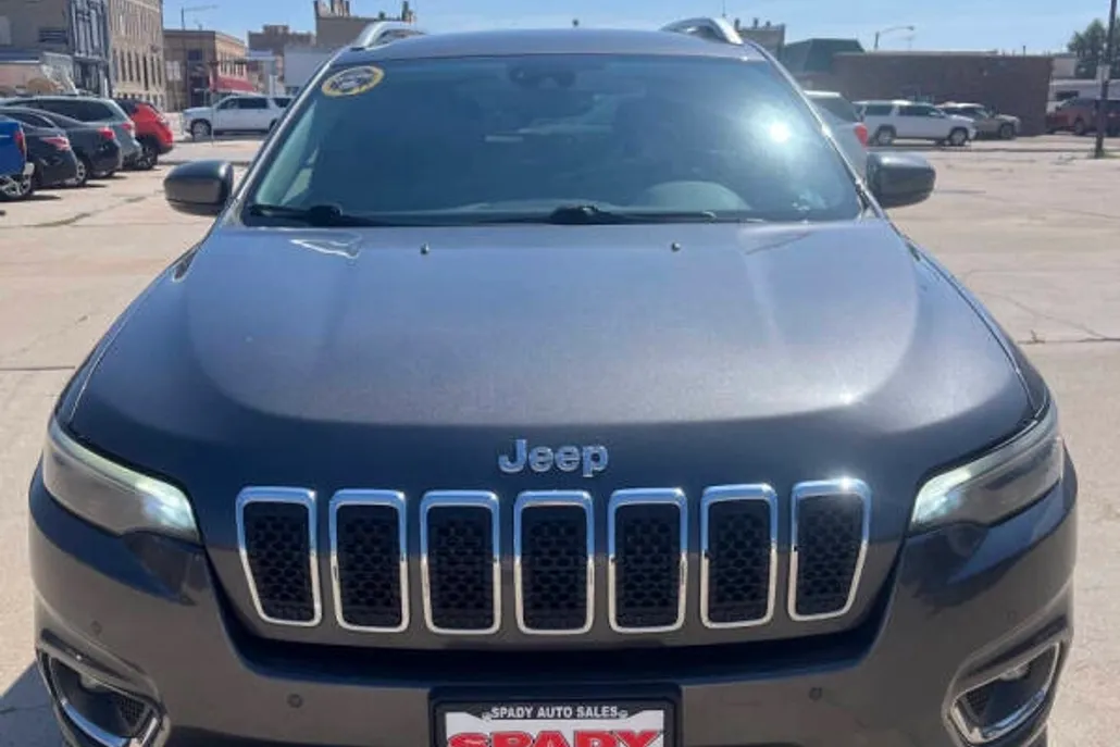 2019 Jeep Cherokee Limited photo 1