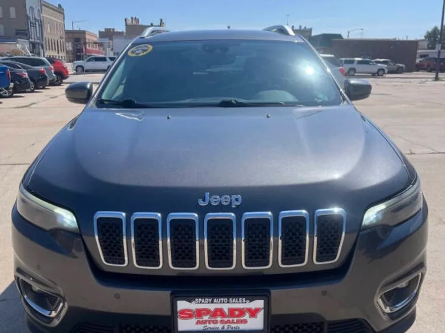 2019 Jeep Cherokee Limited photo 1