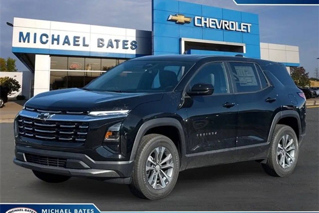 2026 Chevrolet Equinox LT photo 1
