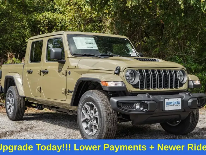 2025 Jeep Gladiator Sport S photo 1