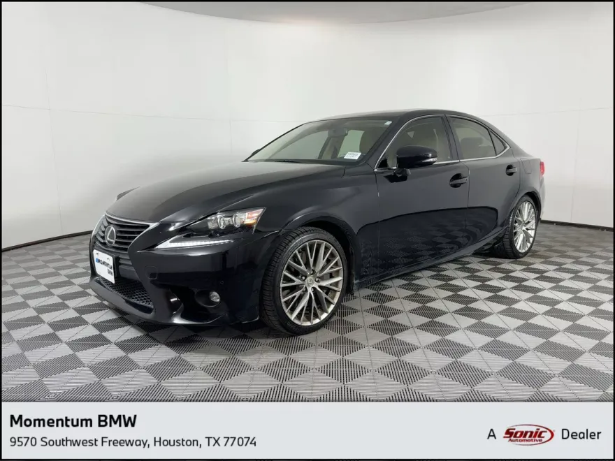 2016 Lexus IS 200t photo 1