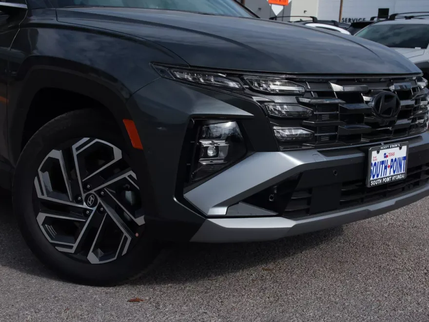 2025 Hyundai Tucson Hybrid Limited photo 1