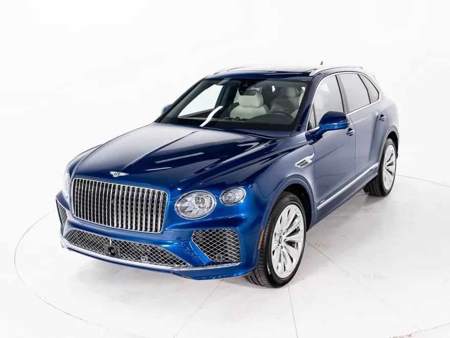 2024 Bentley Bentayga Azure V8 photo 1